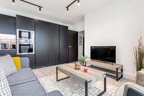 Apartment | Living room - Icon Tower Flat II (London)