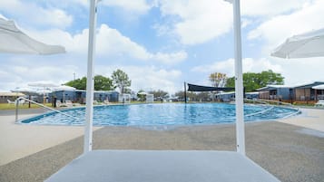 Udendørs pool