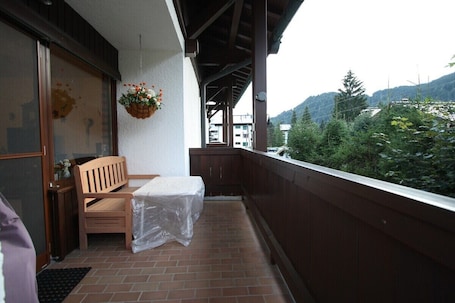Áreas de la propiedad. Apartment 'Ferienwohnung Hinterthal' with Mountain View, Shared Garden and Wi-Fi
