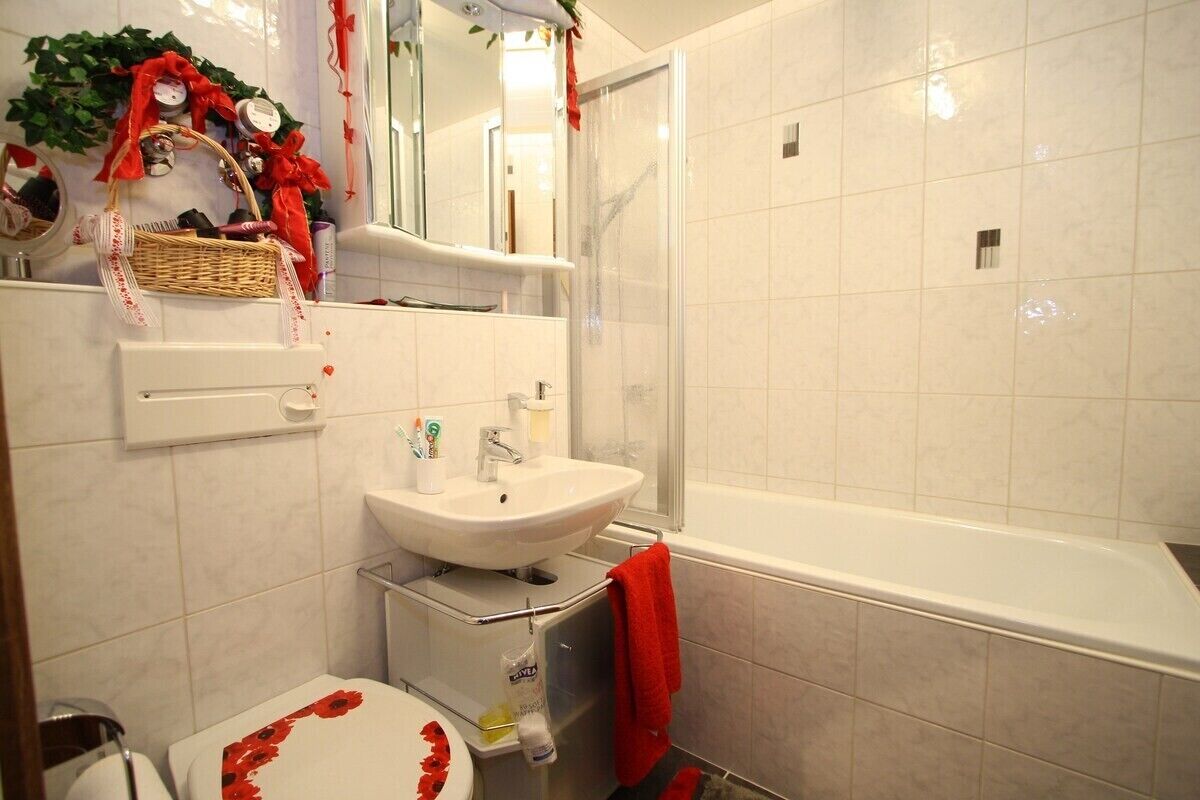 Bruser, gratis toiletartikler, hårtørrer, håndklæder