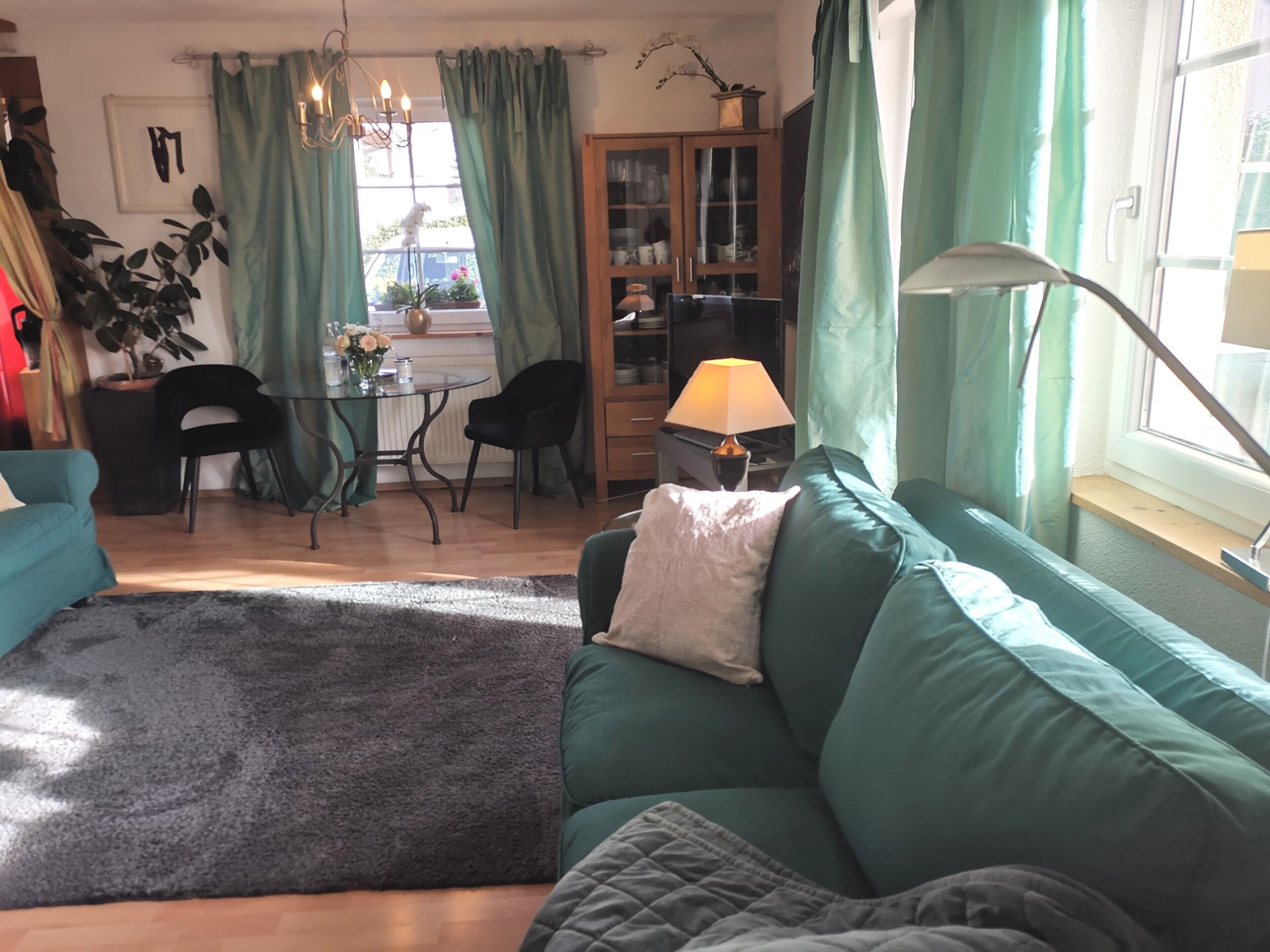 TV, fireplace, DVD player, stereo