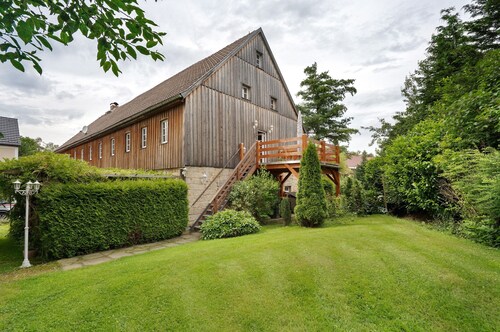 Ferienwohnung 'zur Napoleonschanze' mit privater Terrasse, Gemeinschaftsgarten und WLAN