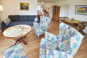Fernseher, Stereoanlage