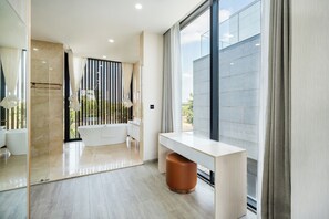 Rainfall showerhead, free toiletries, hair dryer, slippers - Deluxe Riverfront Pool Villas Danang (Da Nang)