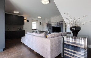 Smart TV - Beautiful home in Visnjan (Visnjan)
