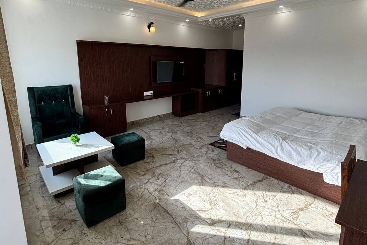 Premium Room | 2 bedrooms, free WiFi
