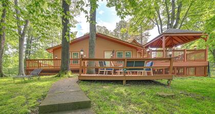 Access to Rough River Lake! Family Home w/ Deck