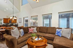 Smart-tv och eldstad