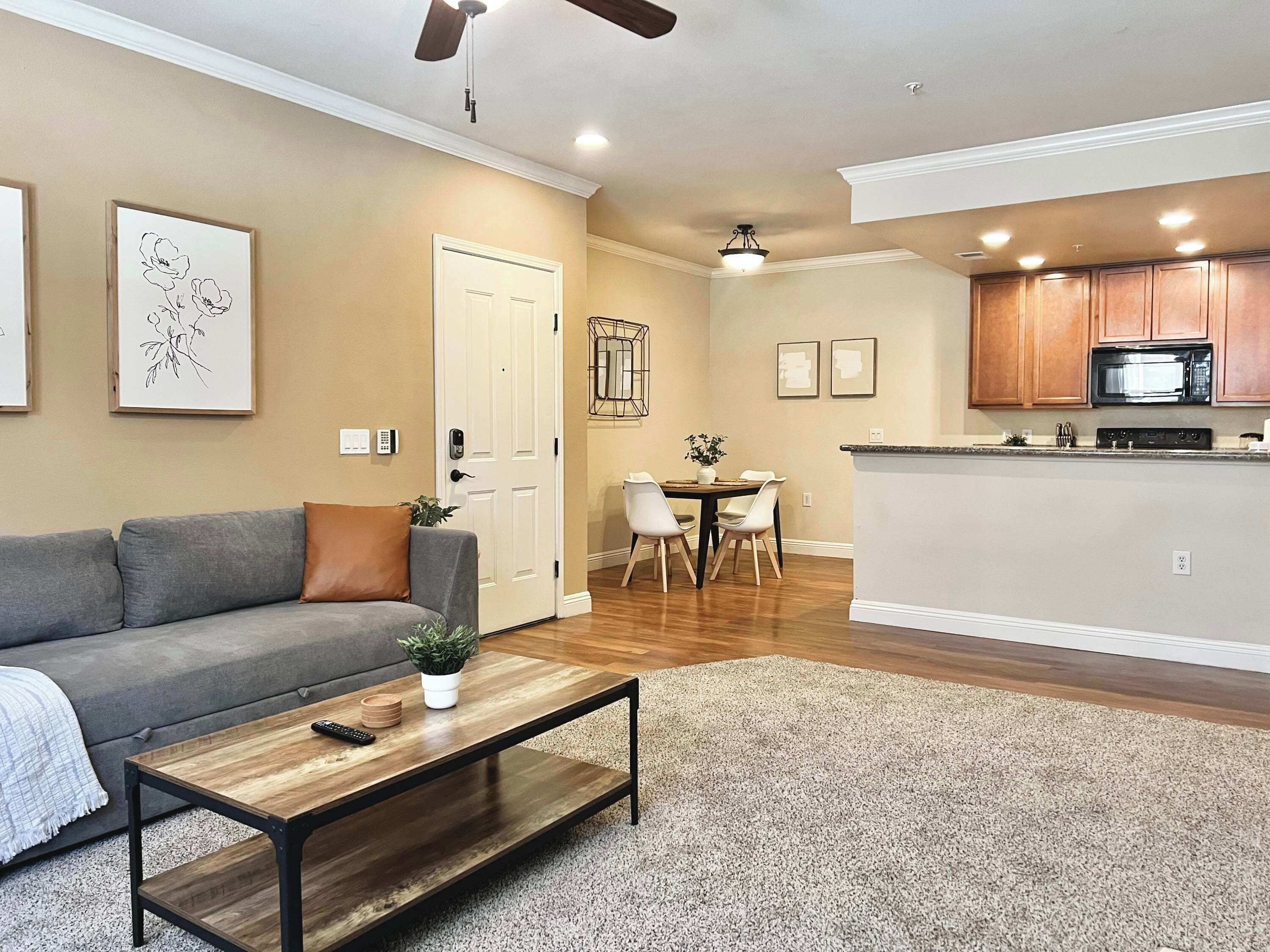 TV, fireplace, offices