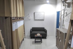 Shared Dormitory, Mixed Dorm - The Rock Samui Poshtel Lamai Beach (Koh Samui)