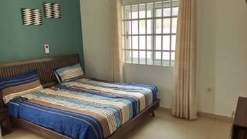 2 dormitorios, tabla de planchar con plancha, wifi y ropa de cama