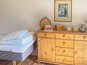 House | 2 bedrooms - 7 Person Holiday Home in Gnesta (Gnesta)