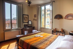 2 quartos, Wi-Fi de cortesia, roupa de cama