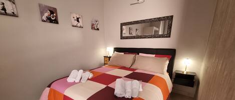 1 bedroom, free WiFi, bed sheets