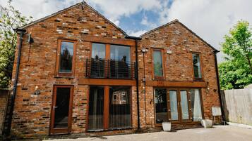 Apartamento Confort | 5 dormitorios, edredones de plumas, colchones Select Comfort