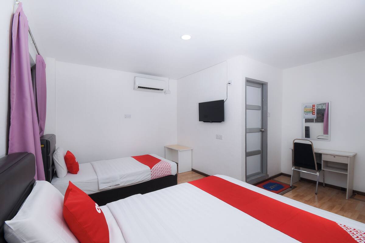 1 bedroom, laptop workspace, free WiFi, bed sheets