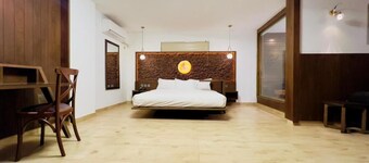 Signature By Hotel Crown Inn