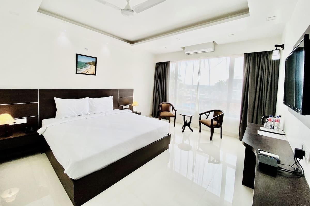 Executive King Room with Private Balcony