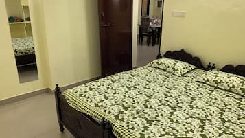 2 Schlafzimmer, Bügeleisen/Bügelbrett, WLAN, Bettwäsche