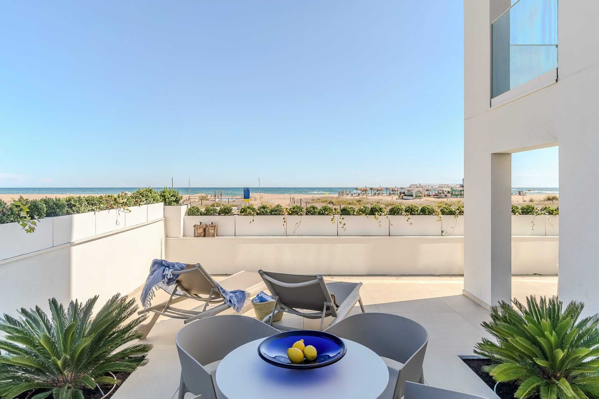BLUE 1 WITH SEA VIEW | 露台/庭院