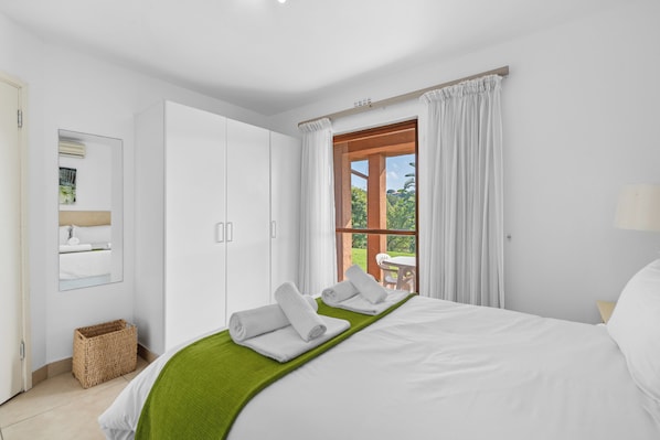 Classic Villa, 3 Bedrooms, Golf View