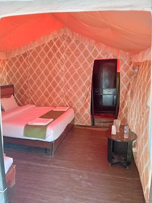 Basic Tent | Premium bedding, desk, free wired internet, bed sheets