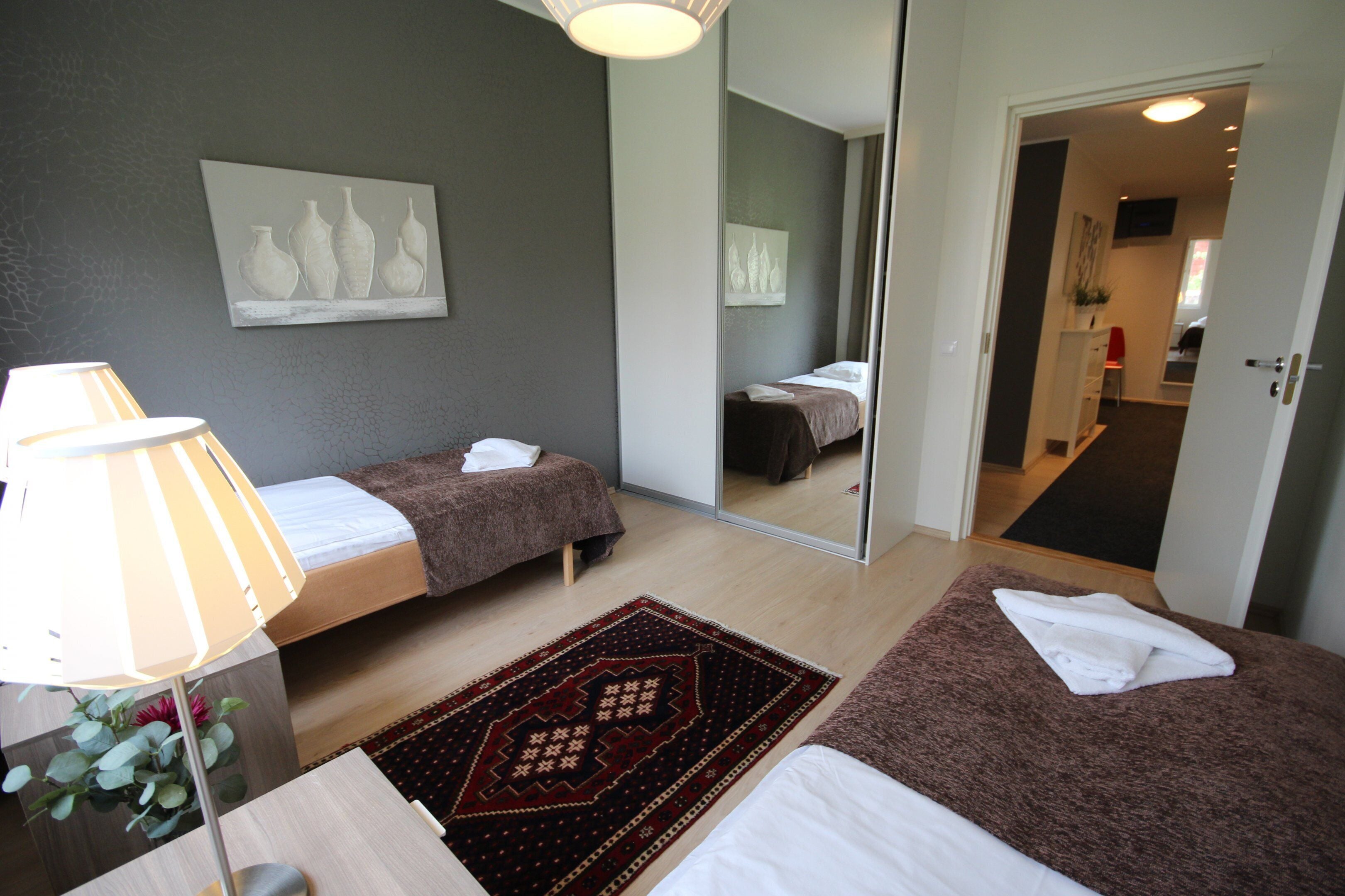 สแตนดาร์ดอพาร์ทเมนท์ | เตารีด/โต๊ะรีดผ้า, Wi-Fi ฟรี, ผ้าปูที่นอน