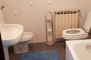 Haartrockner, Bidet