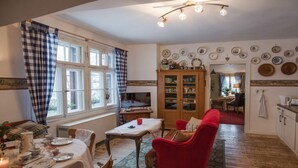Apartment | Tempat makan
