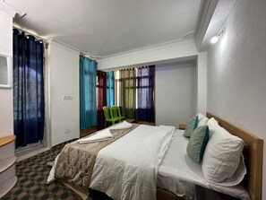 Deluxe Room | Free WiFi - Turtuk Ashoor Guest House (Leh)
