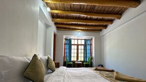 Kamar Deluks | Wi-Fi gratis