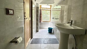 Kamar Eksekutif | Kamar mandi