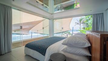 Superior Room, Beach View | Peti besi dalam bilik, Wi-fi percuma, cadar katil