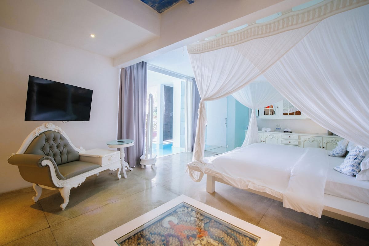 Suíte superluxo | 1 quarto, cofres nos quartos, Wi-Fi de cortesia, roupa de cama