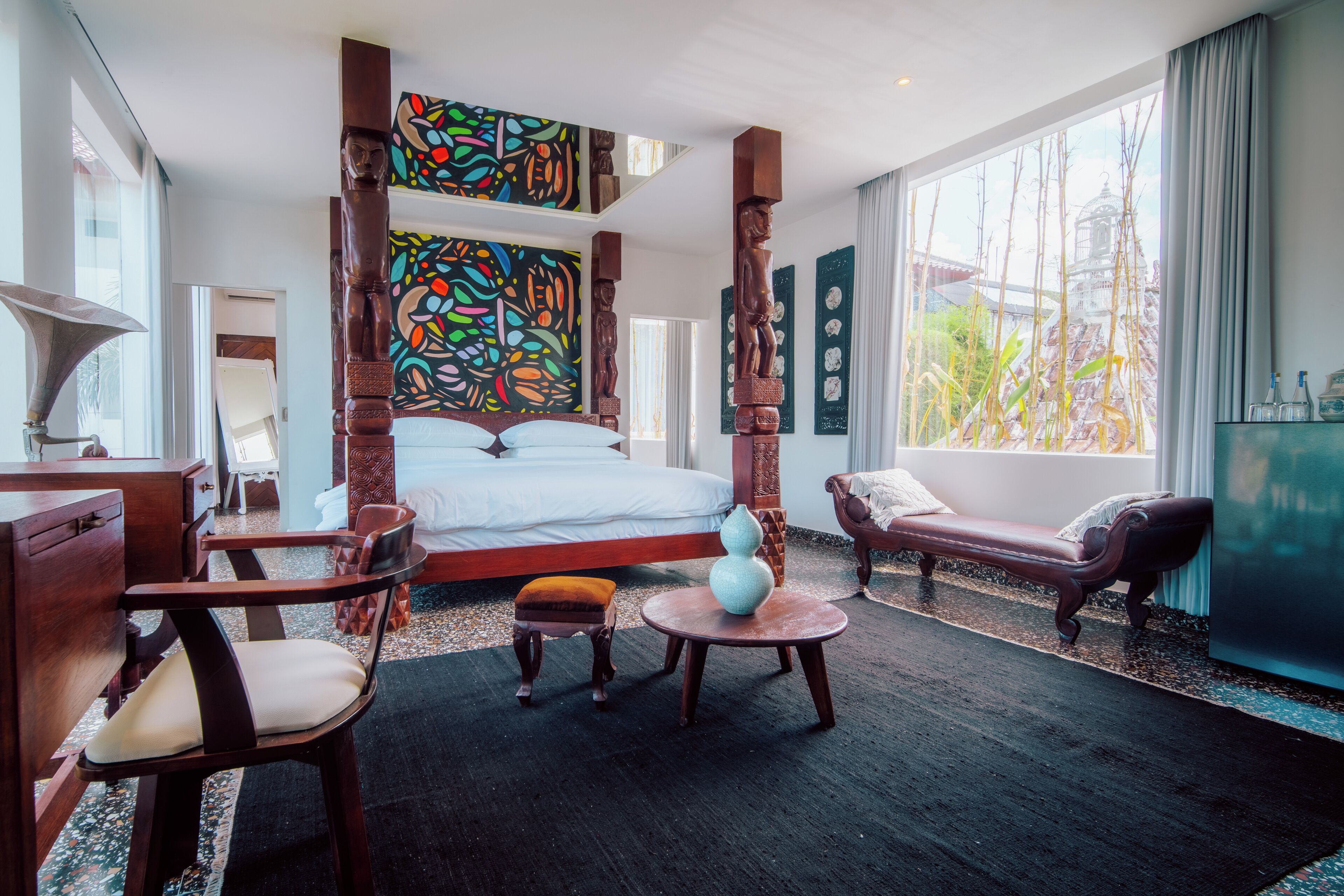 In-room safe, free WiFi, bed sheets