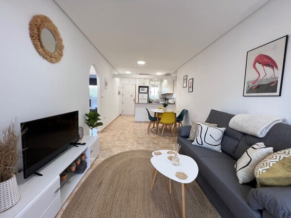 スマートテレビ、ステレオ