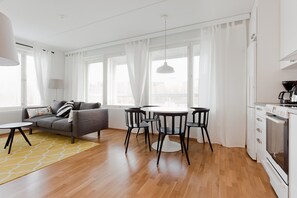 Standard Apartment | Living area | 32-inch TV with cable channels - Forenom Apts Turku Laukkavuori (Turku)