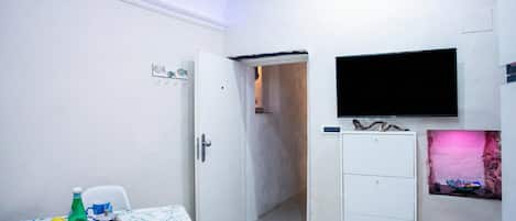 Familie appartement, meerdere slaapkamers (New Flat Sanremo Centro Casino Beach) | Interieur