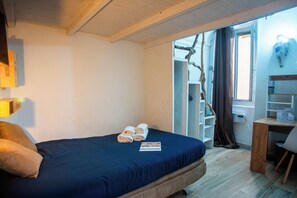 1 habitación y ropa de cama 