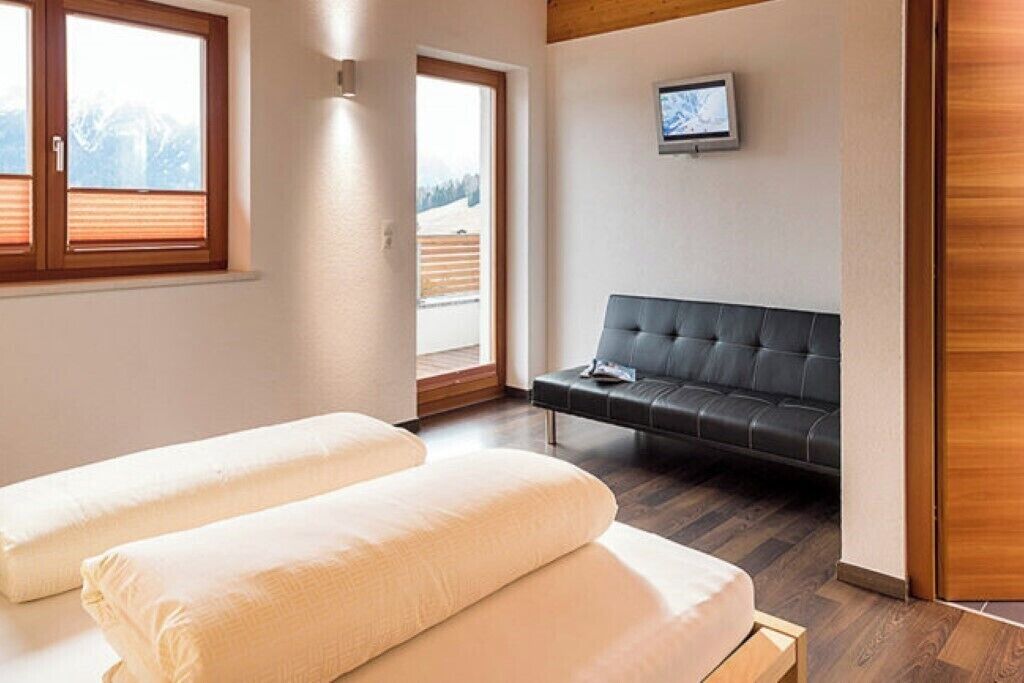 4 chambres, lit parapluie, Wi-Fi, draps fournis
