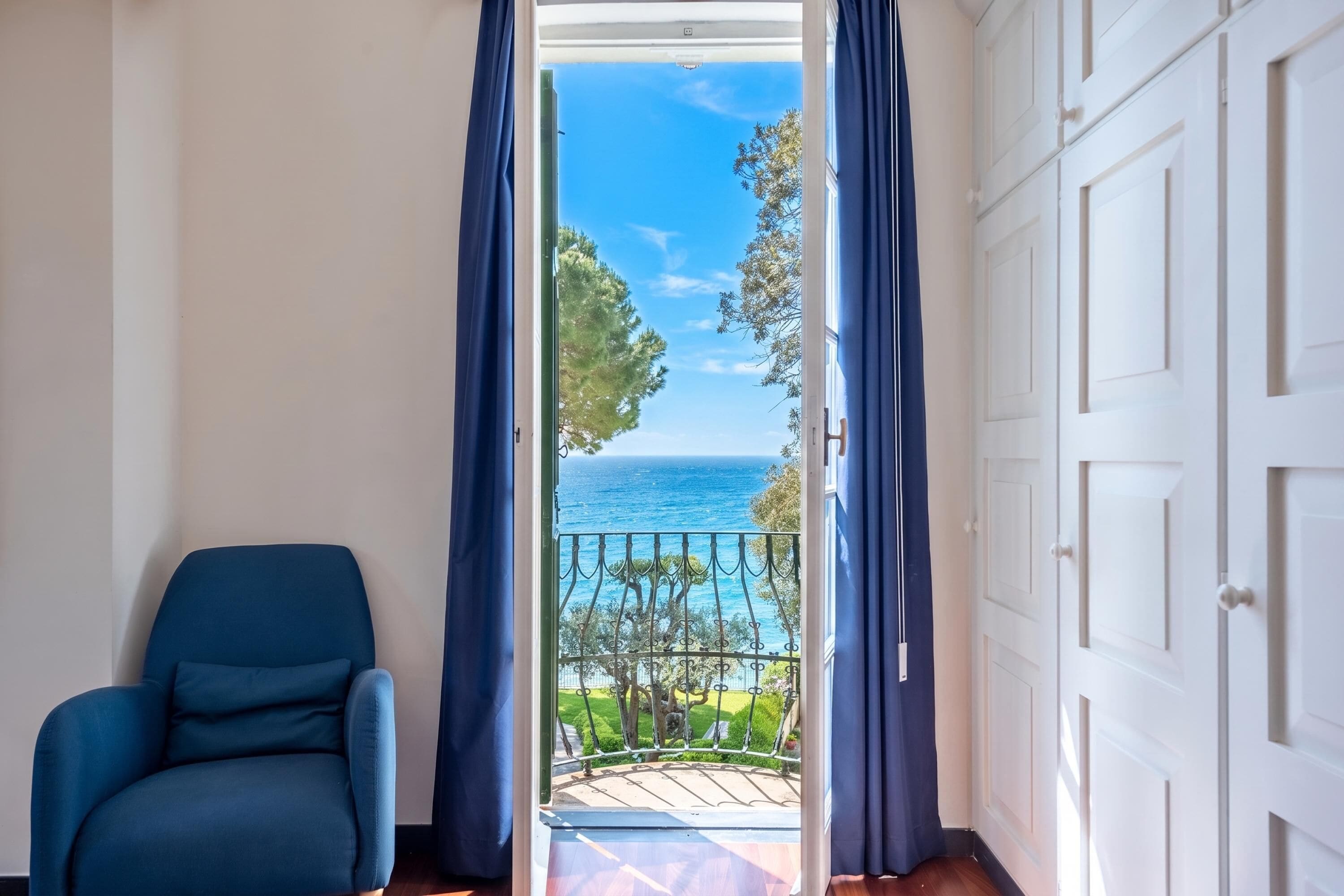 Family Villa, 4 Bedrooms, 2 Bathrooms, Sea Facing (Wonderful Villa In Mulinetti) | Interior