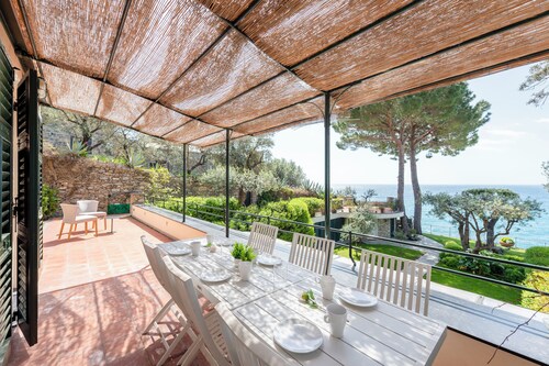 Wonderful Villa In Mulinetti
