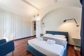 4 bedrooms, free WiFi, bed sheets - Wonderful Villa In Mulinetti (Recco)