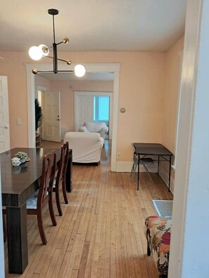 3 bedrooms, desk, WiFi - Siyeh Sage Flat DT Minneapolis (Minneapolis)