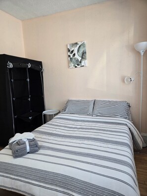 3 soverom, skrivebord og wi-fi