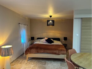 1 bedroom, iron/ironing board, free WiFi, bed sheets