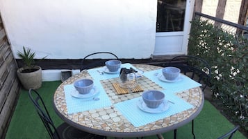 Buiten dineren