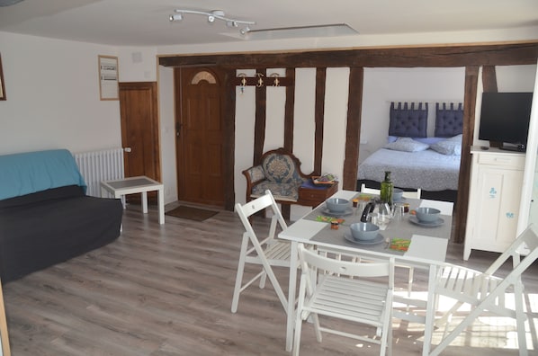 1 Schlafzimmer, Bügeleisen/Bügelbrett, Reisekinderbett, WLAN