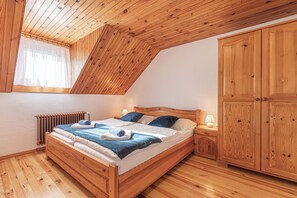 อพาร์ทเมนท์สำหรับครอบครัว, หลายห้องนอน (Eco farm Mikl Spruce Tree Apartment) | พื้นที่ทำงานแบบใช้แล็ปท็อป, ผ้าปูที่นอน