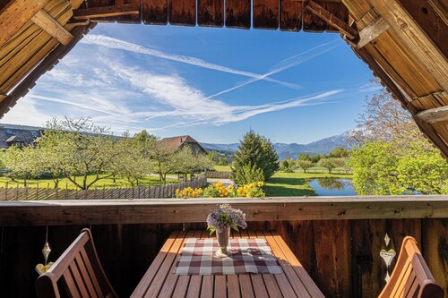 Suite Alder embraced by nature